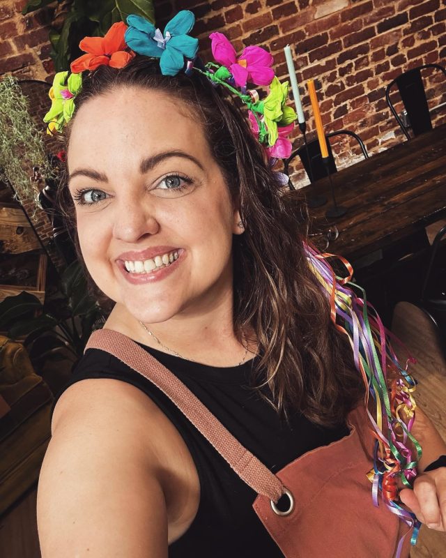 •🇨🇿• IT’S POLKA TIME •🇨🇿•

Our $10 Flower Crowns are back for the 2026 @natpolkafest weekend!!! 🍻🥁🎟️🎶🌸🪗

Come see us May 22nd - 24th and be crowned your very own Polka Queen 👸🏻#letspolka #czechusout 
#papercrownsandpolkasounds