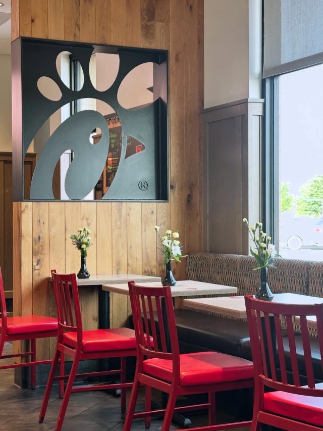 Our sweet little something’s at a table just for you ❤️

Thank you @chickfilaennis for partnering with us to provide the cutest simple little florals for your dining room! 🐮❤️🐮❤️🐮 #eatmorechicken